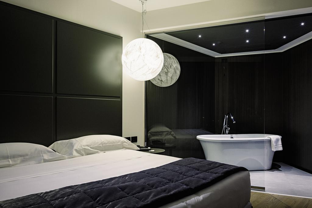 Link124 Hotel ปาร์มา ภายนอก รูปภาพ